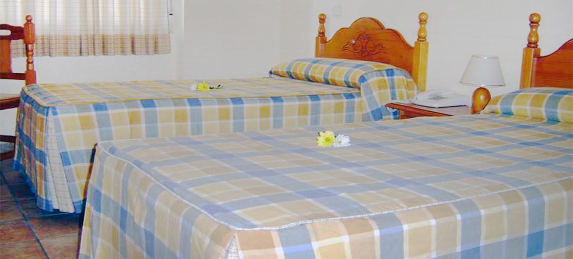 Hotel Miraflores 阿尔考本达斯 外观 照片