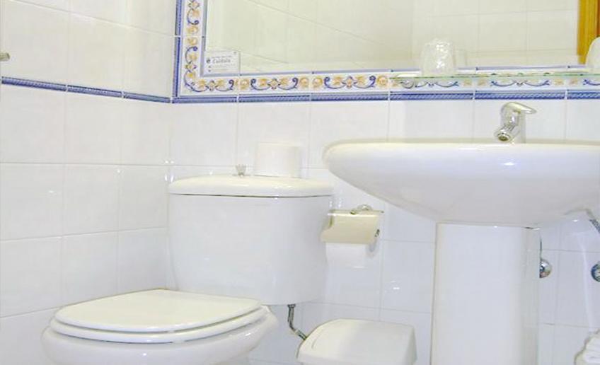 Hotel Miraflores 阿尔考本达斯 外观 照片